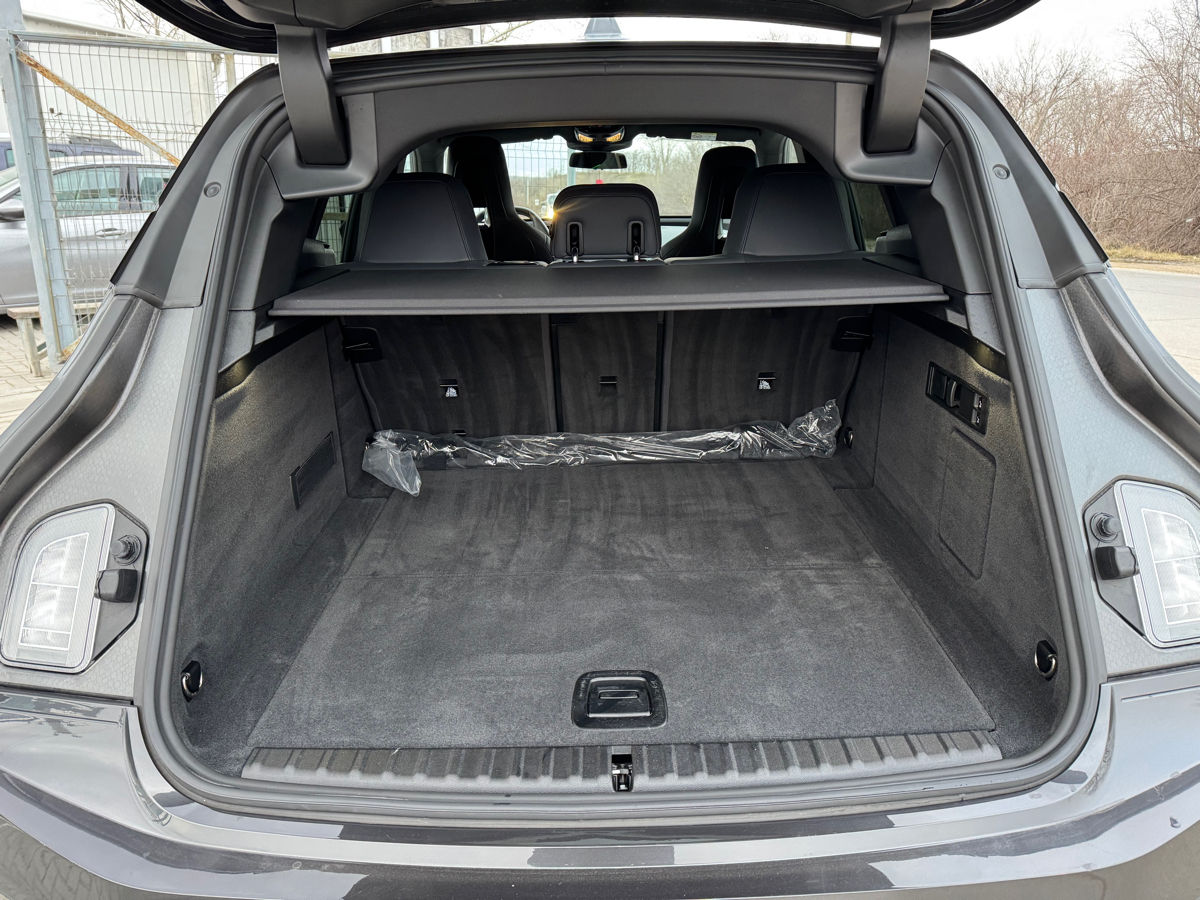 BMW iX фото 16