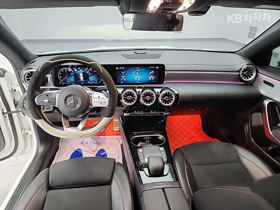 Mercedes CLA фото 7
