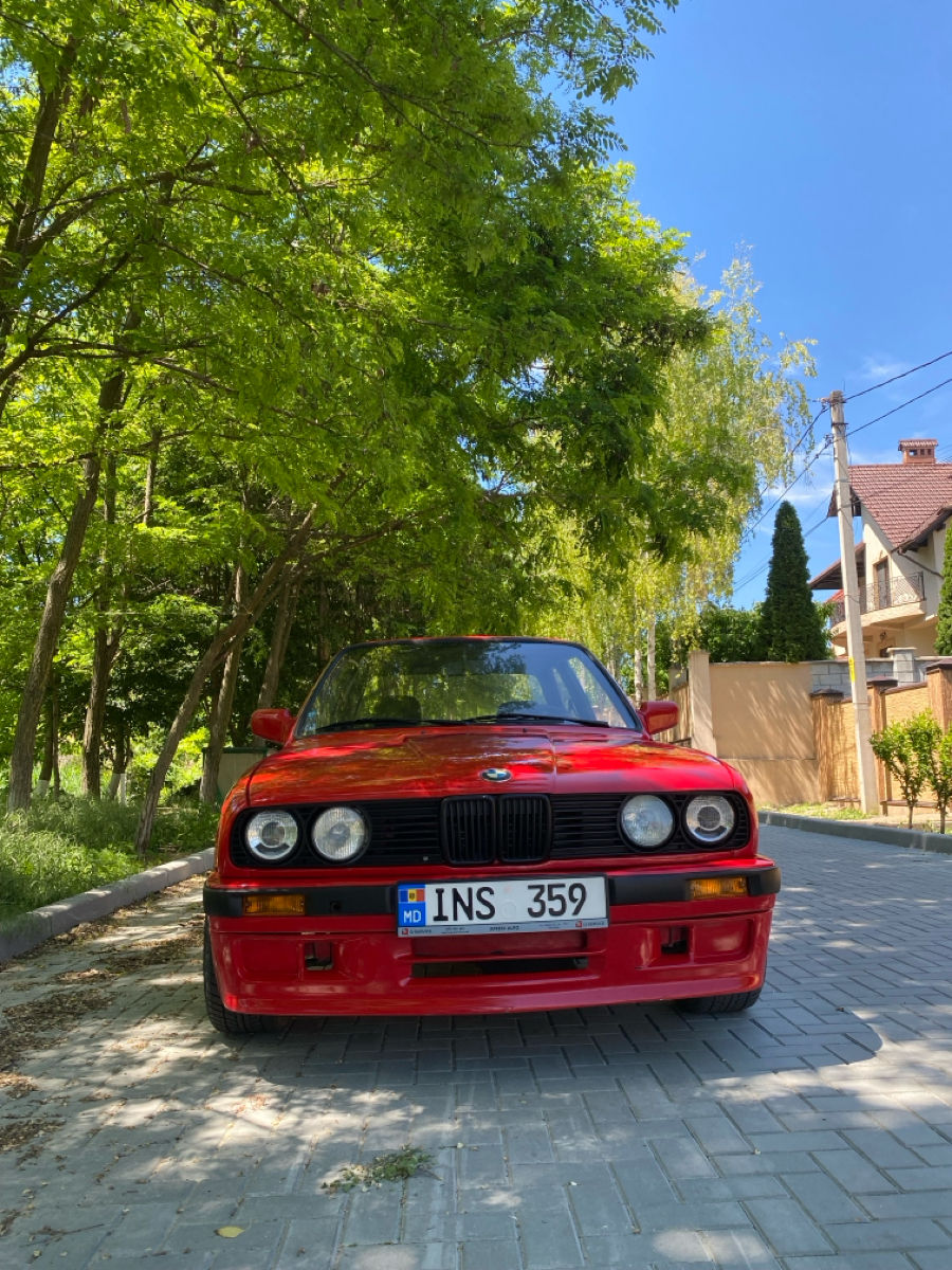 BMW 3 Series фото 2