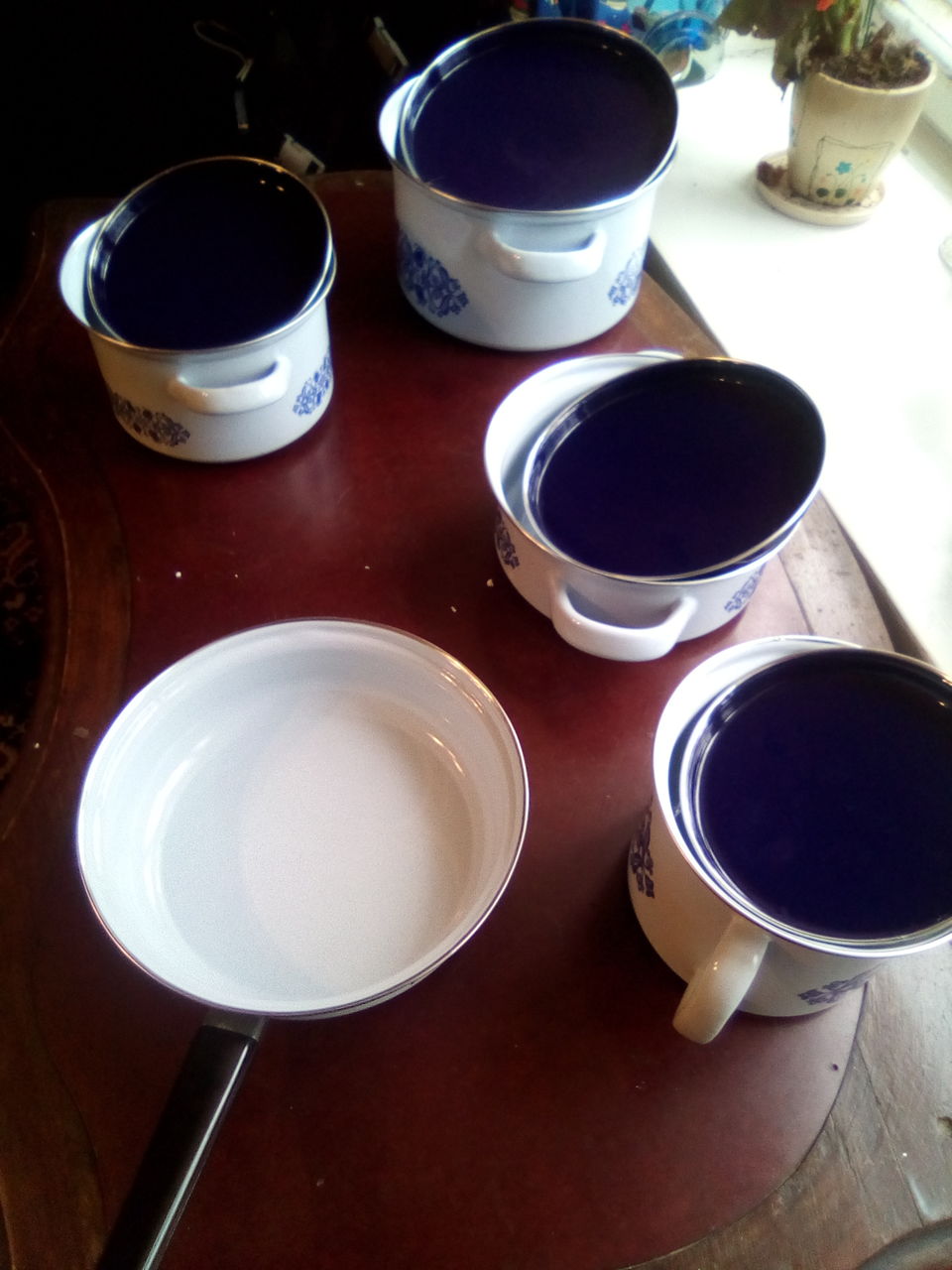 Кастрюли немецкие новые