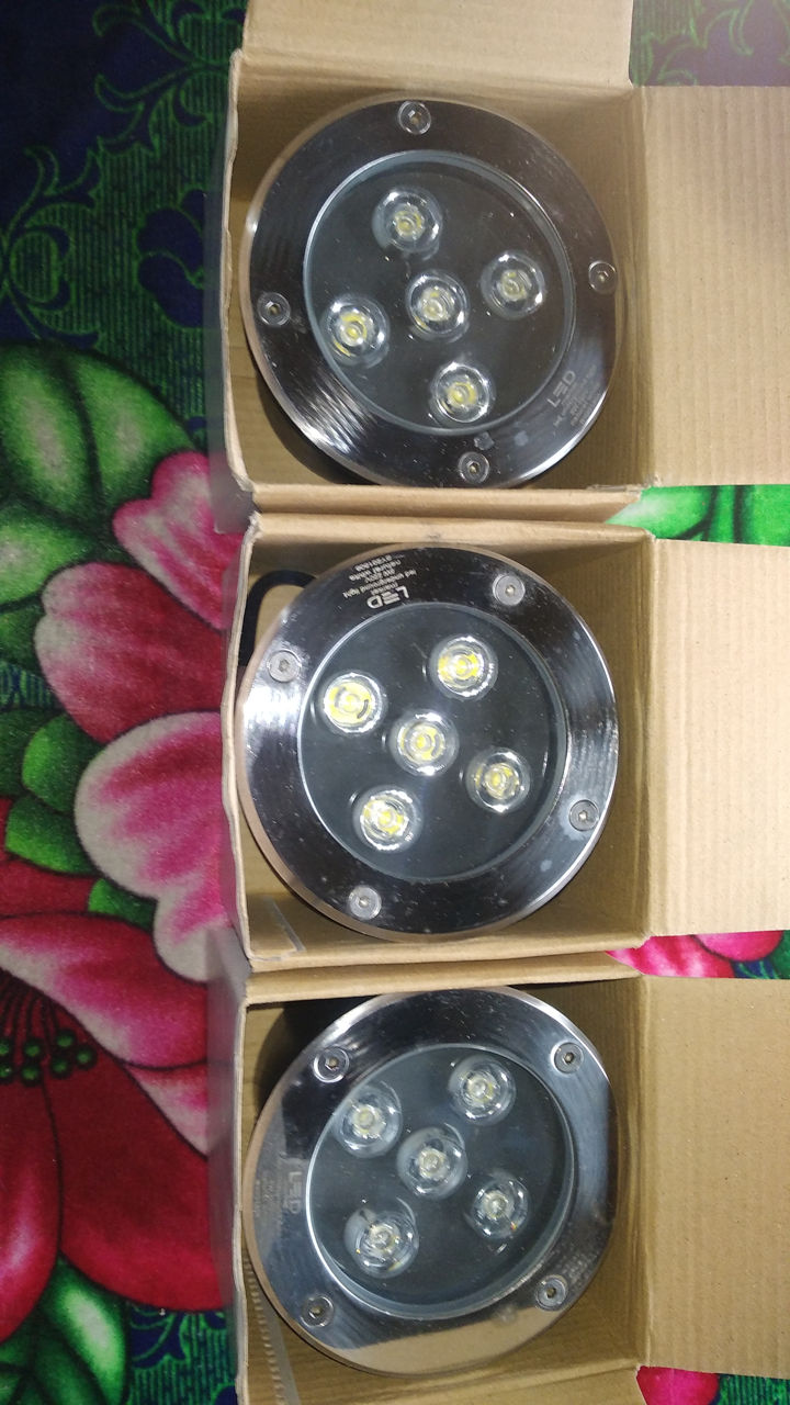 Vînd 3 Lampi led de sol 5W 4500 k IP67 foto 0