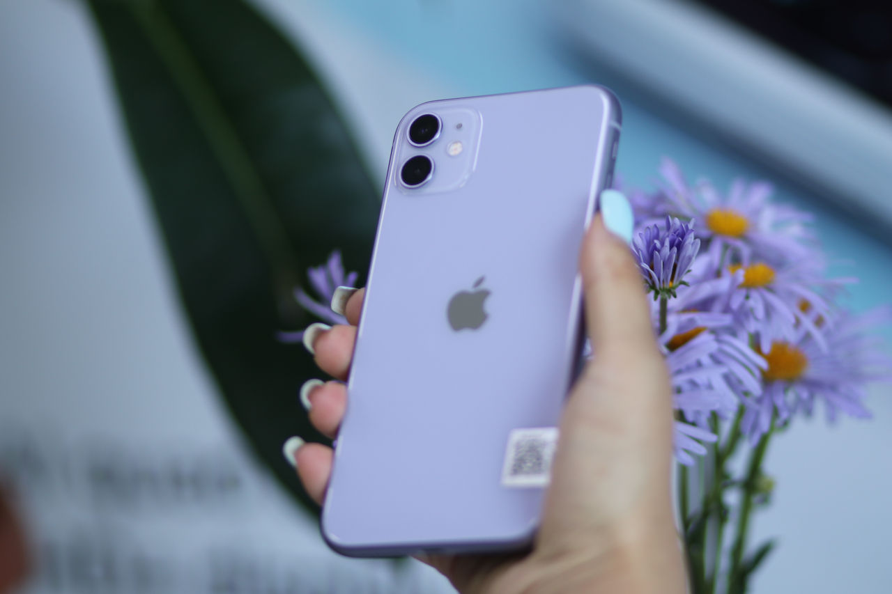 Apple iPhone 11 64GB Purple Reused foto 2