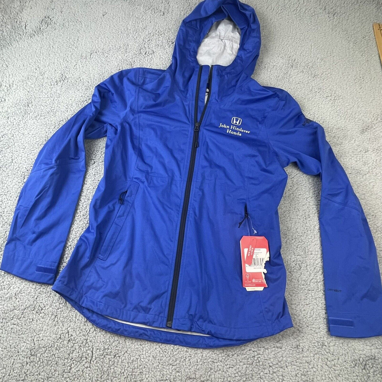 Куртка женская The North Face оригинал из США, размер  М. ( маломерит больше похожа на S, полу обхва фото 1