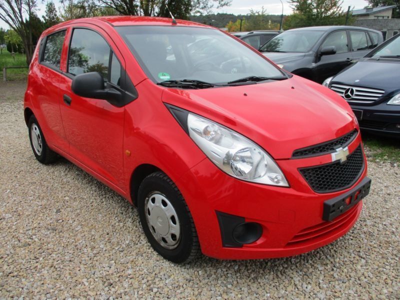 Chevrolet Spark фото 0