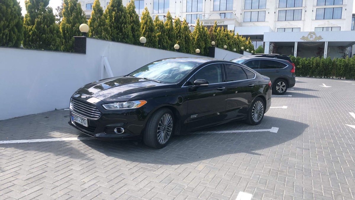Ford Fusion foto 0
