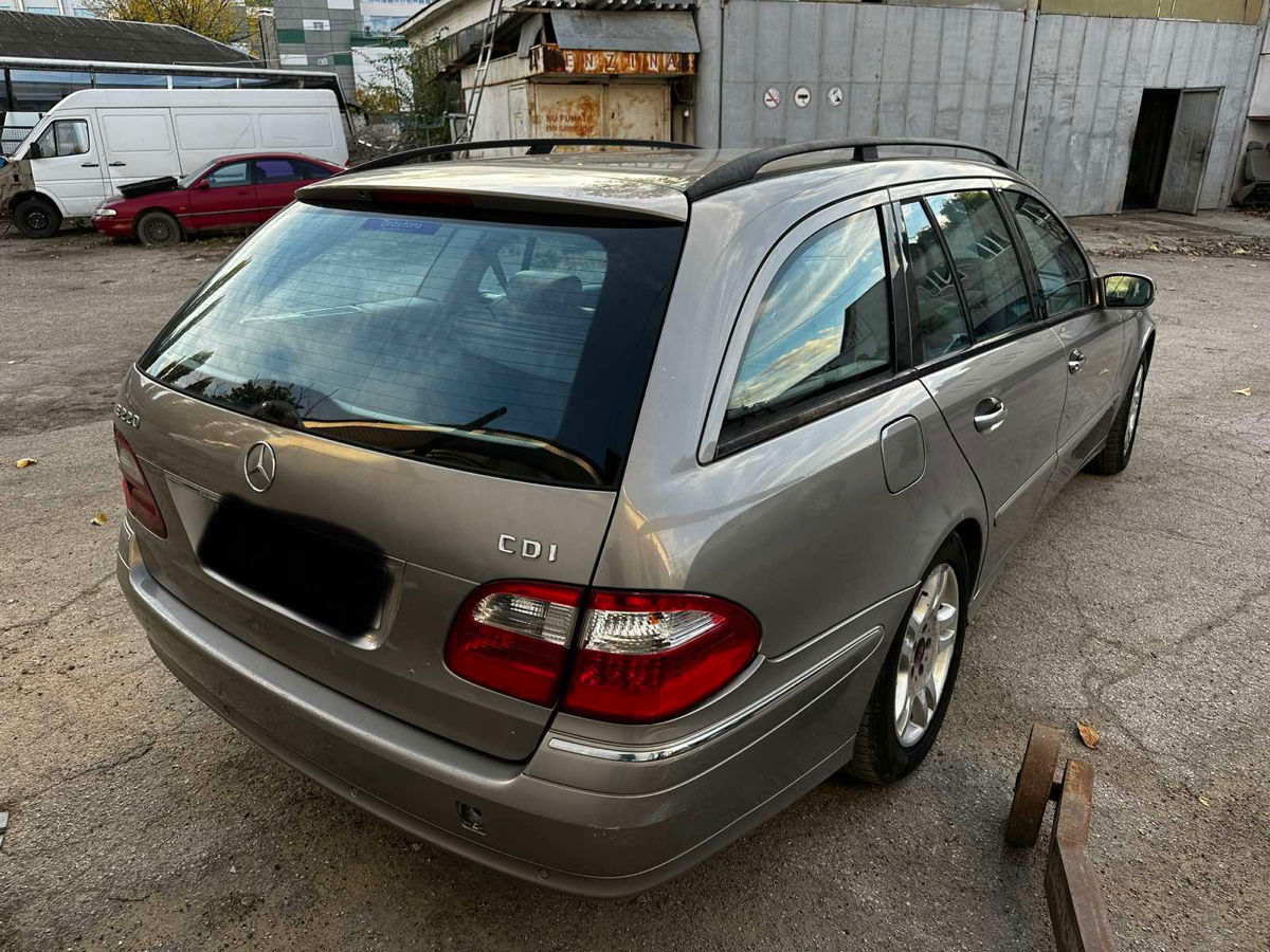 Mercedes w211 foto 4