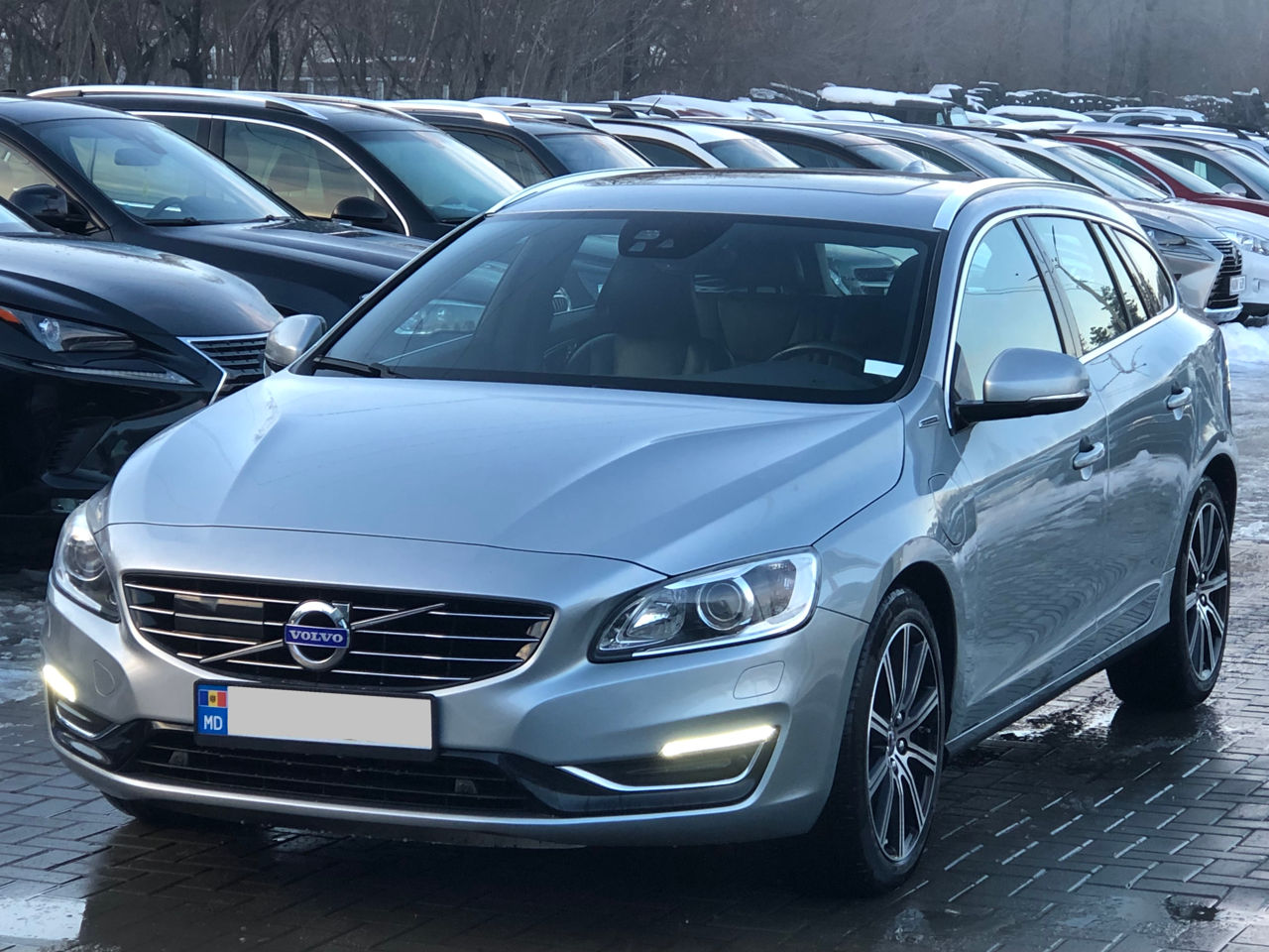 Volvo V60 foto 0