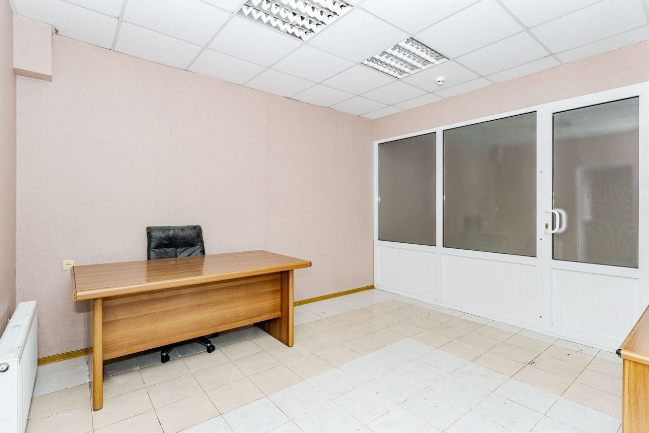 Chirie oficiu sau spatiu comercial, Buiucani ! фото 1