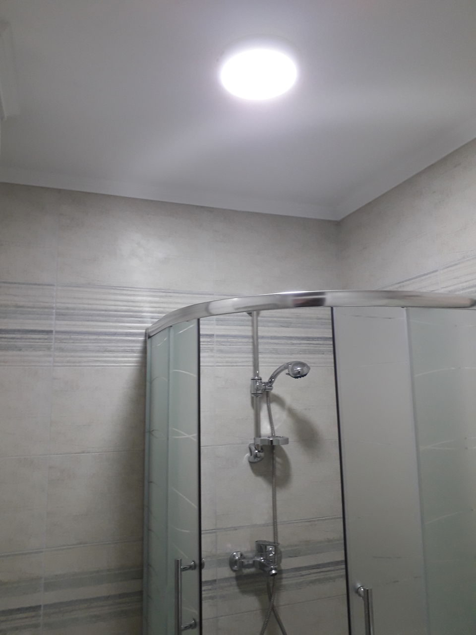 Reparatie la baie ремонт ванной комнаты foto 5