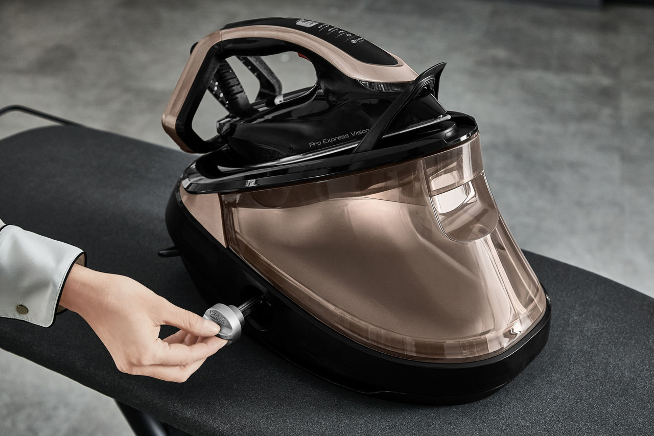 Fier de călcat nou cu generator de aburi Tefal фото 0