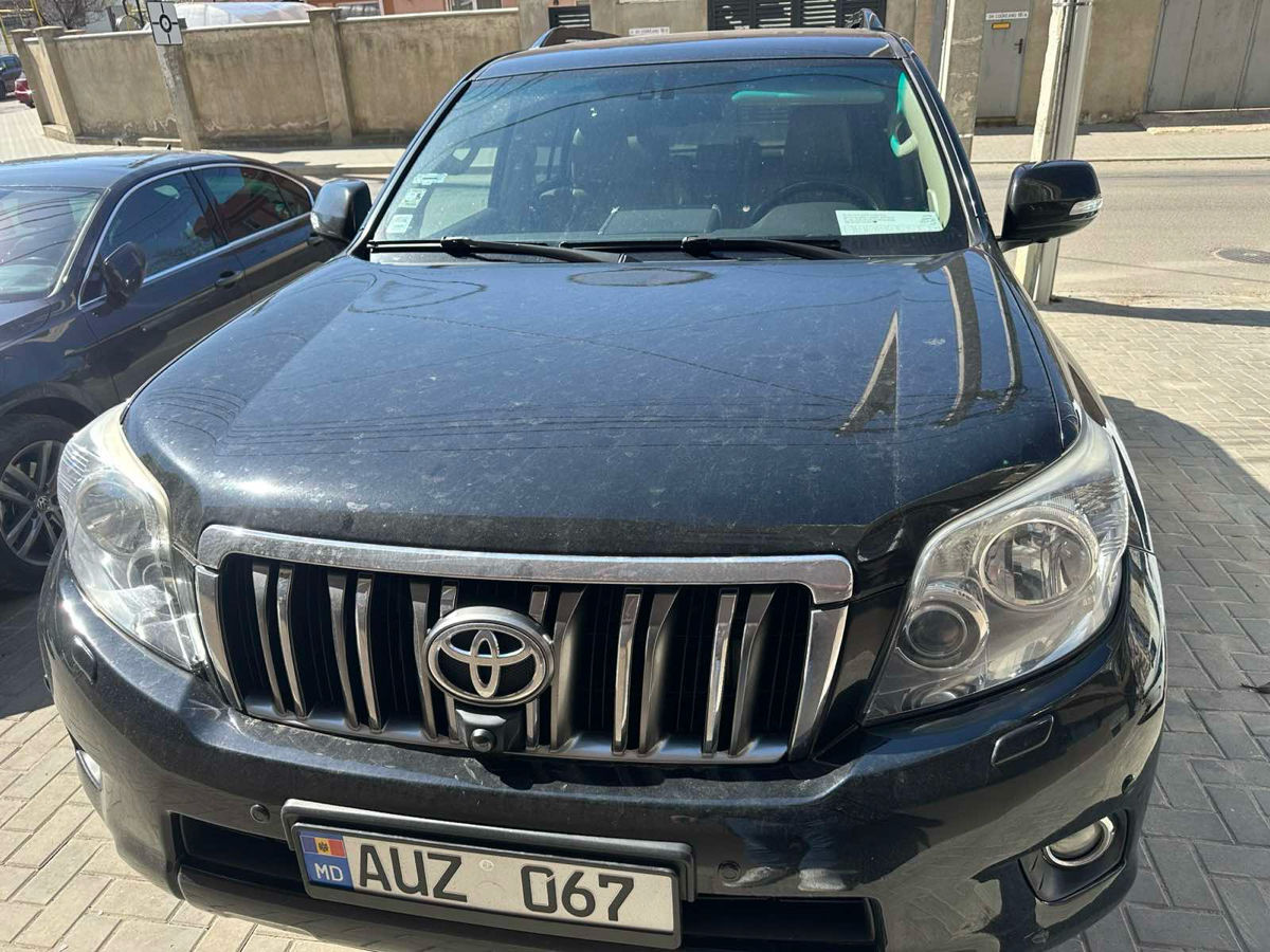 Toyota Land Cruiser Prado фото 0