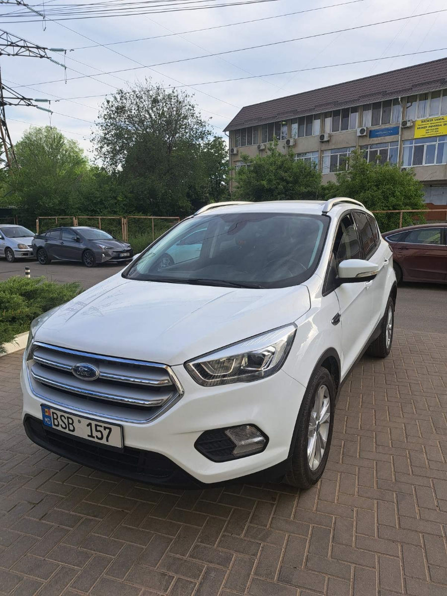 Ford Kuga foto 4