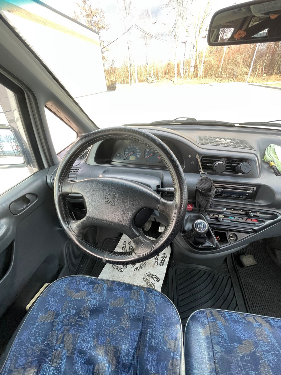 Peugeot Expert фото 12