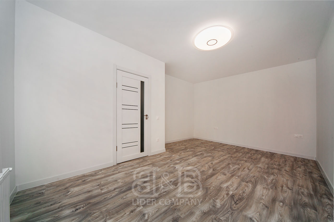 Se vinde casă - Buiucani, de tip Apartament la sol - 62,8 m.p. foto 7