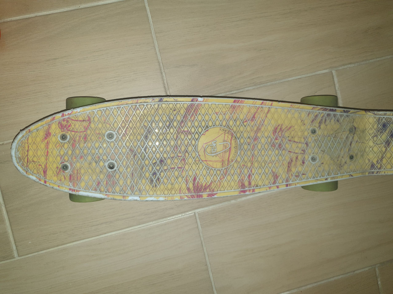 Penny board fish