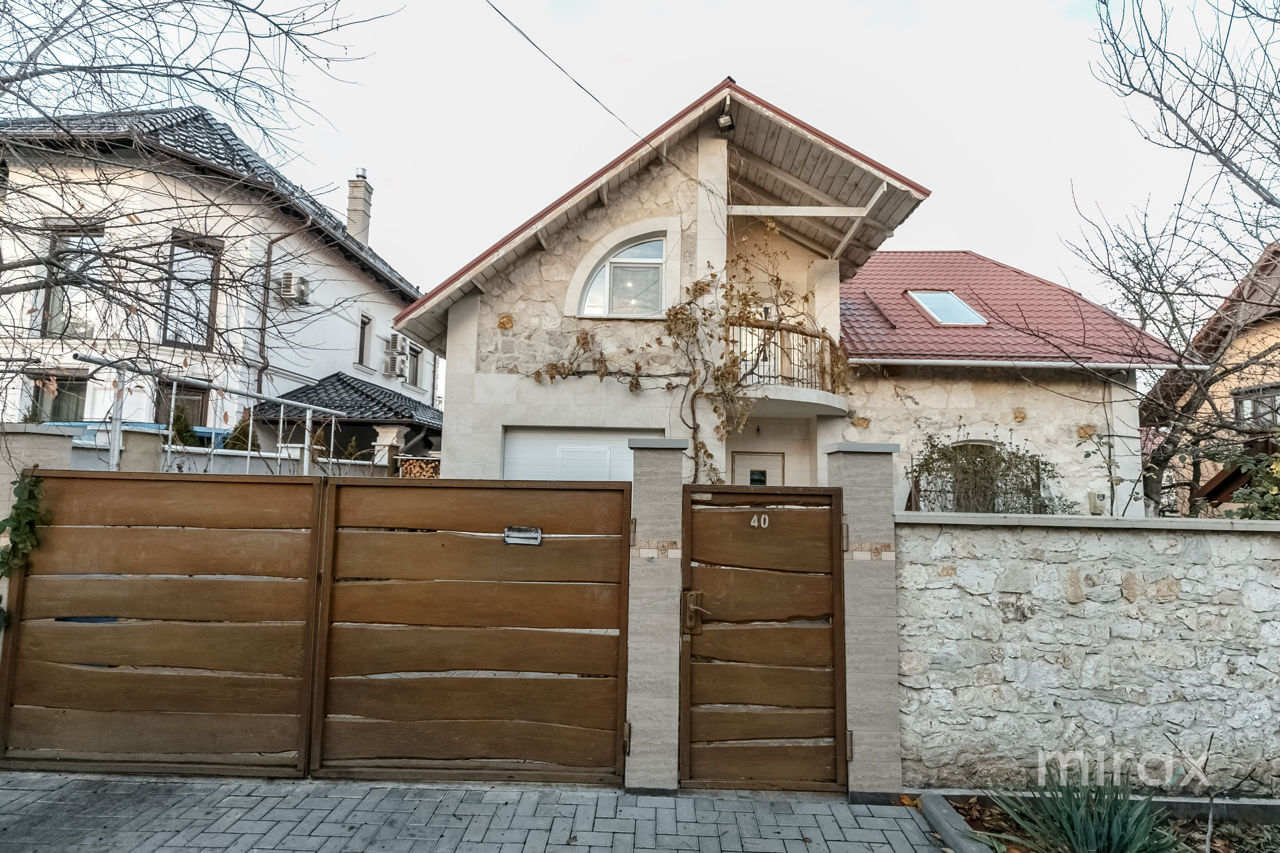 Se vinde casă în Dumbrava, 6 ari, cu reparație! foto 1