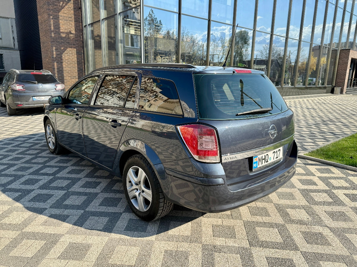 Opel Astra foto 5
