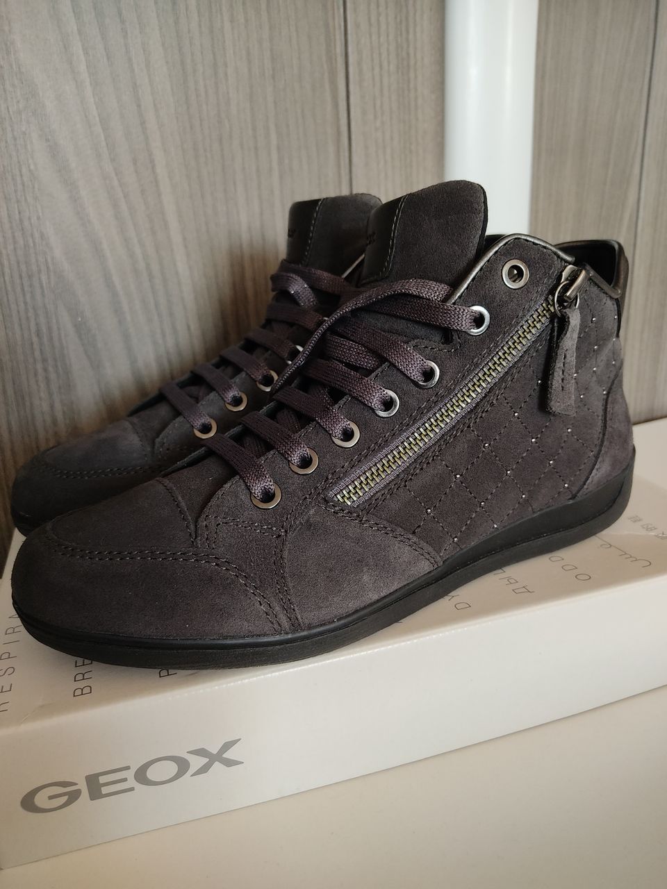 Geox noi, in cutie. Геоксы новые в коробке