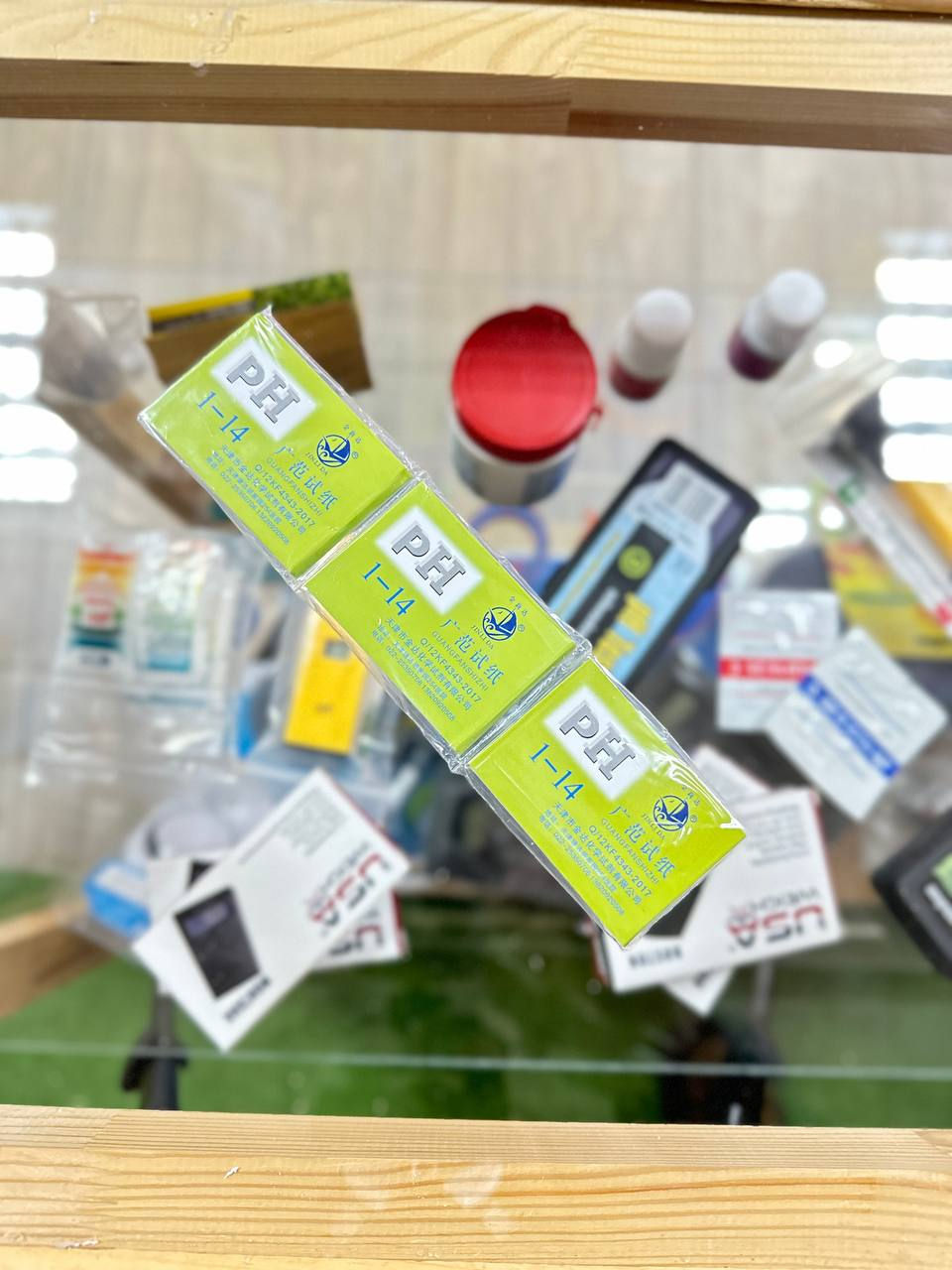 Hartia de turnesol, determinarea aciditatii sau alcalinitatii solutiilor, foi litmus foto 0