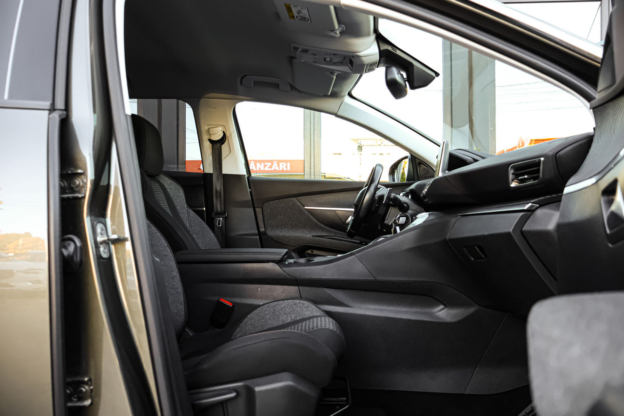 Peugeot 3008 foto 9