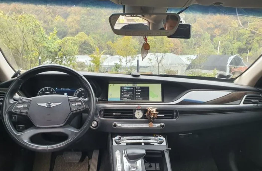 Genesis G90 foto 4