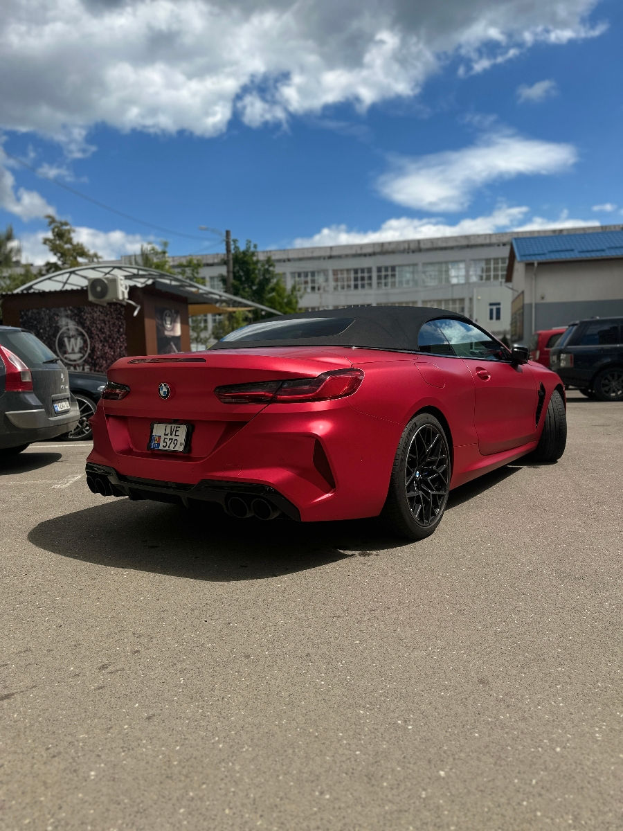 BMW M8 фото 3