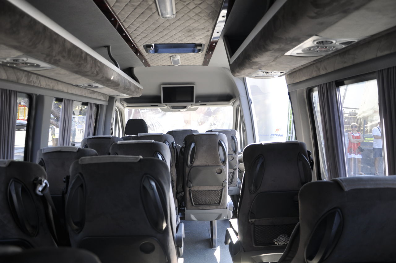 Transport de persoane spre Belgia, Cehia pina la adresa. Microbus regulat tur-retur. foto 2