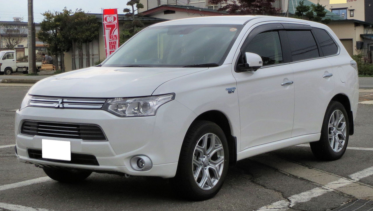 Mitsubishi Outlander phev foto 0