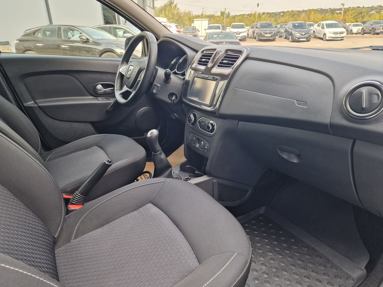Dacia Logan foto 12