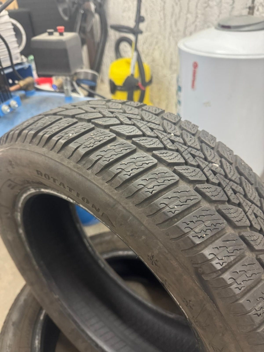 195/60 R16  Dunlop Anul 2021 Iarna  2 Buc foto 1