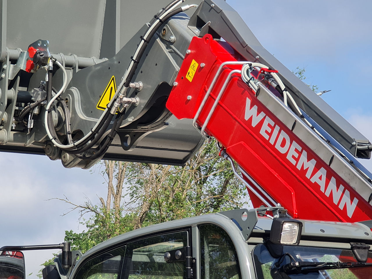 Телескопический погрузчик Weidemann T5522 foto 10