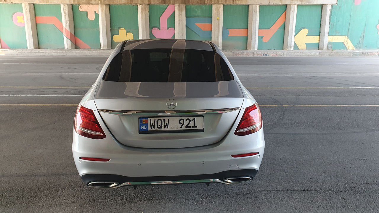 Mercedes E-Class foto 5