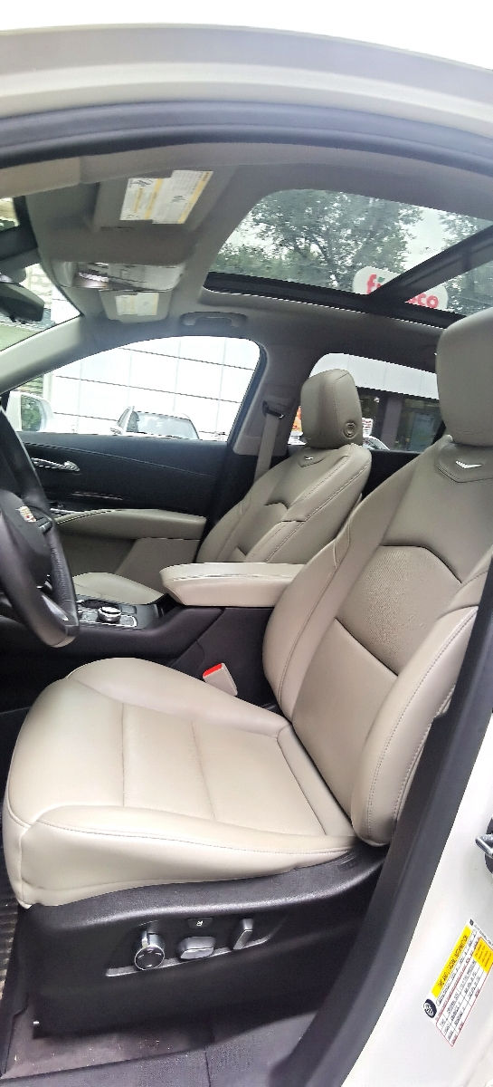 Cadillac XT4 foto 7