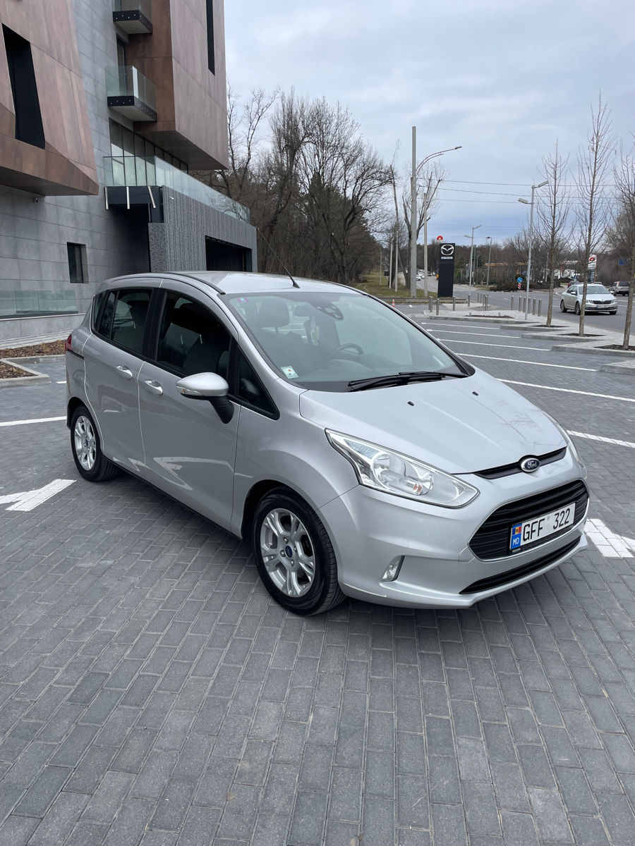 Ford B-Max foto 1