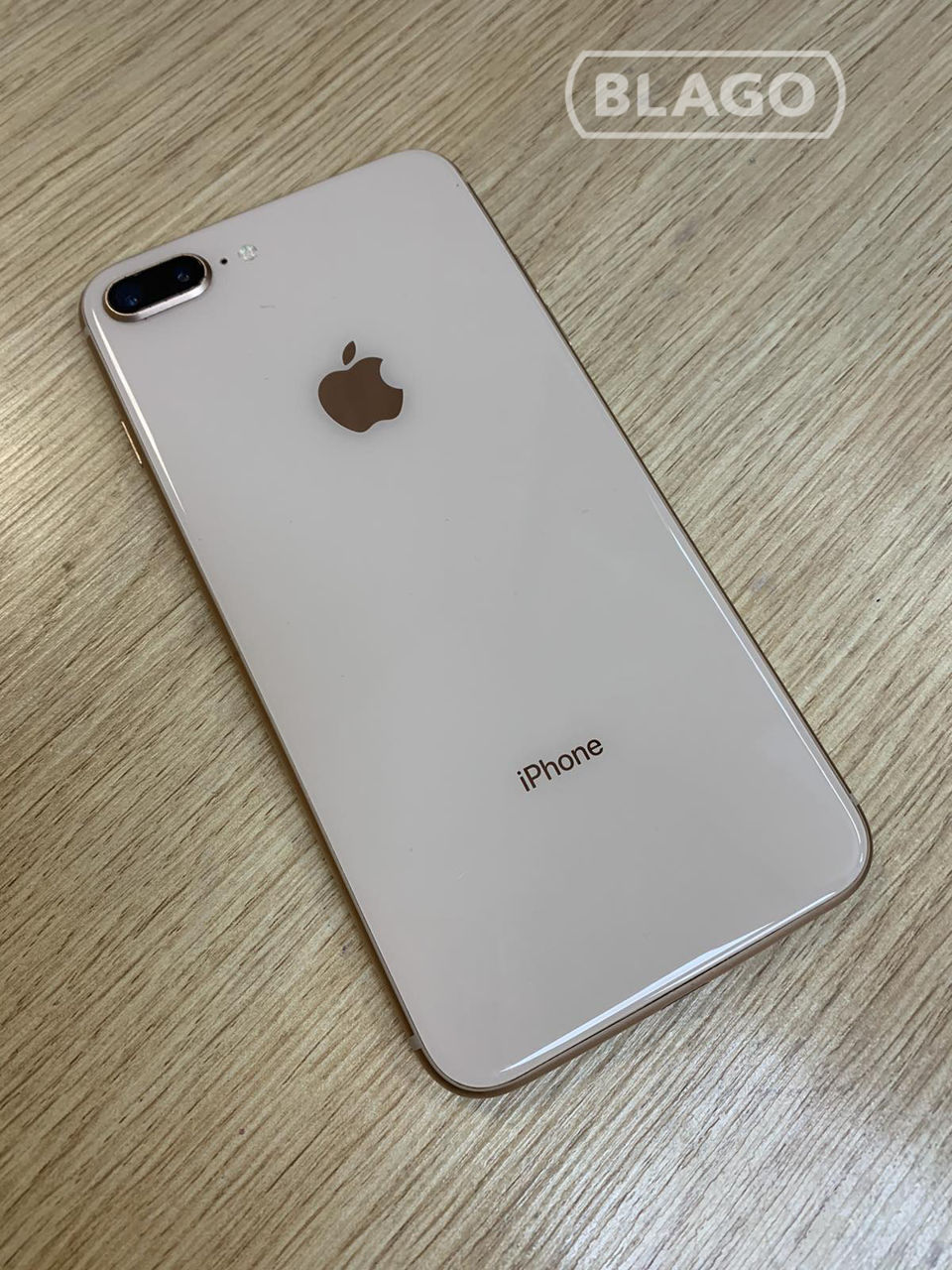 Apple iPhone 8 Plus 256GB 画面にひびあり 携帯電話本体