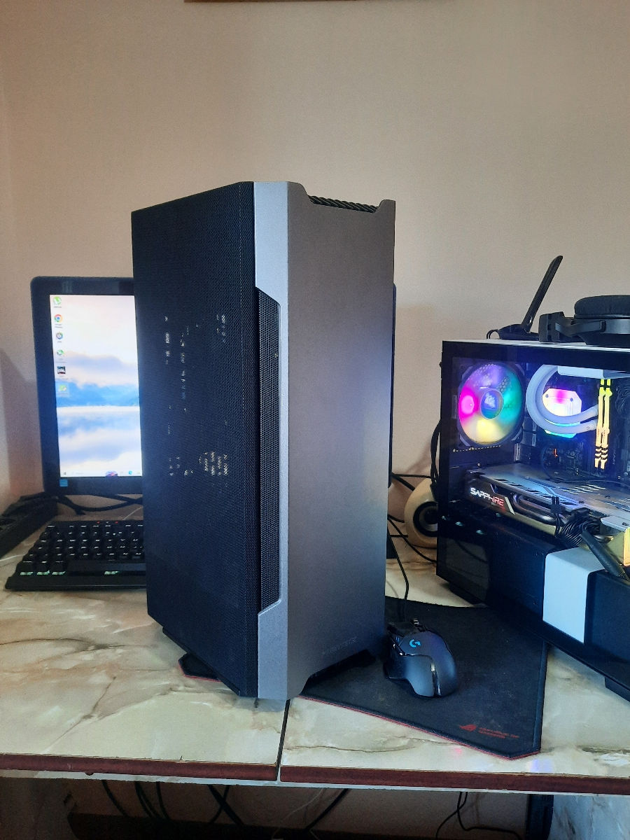 Corsair SF850L / Phanteks evolv shift 2 foto 2