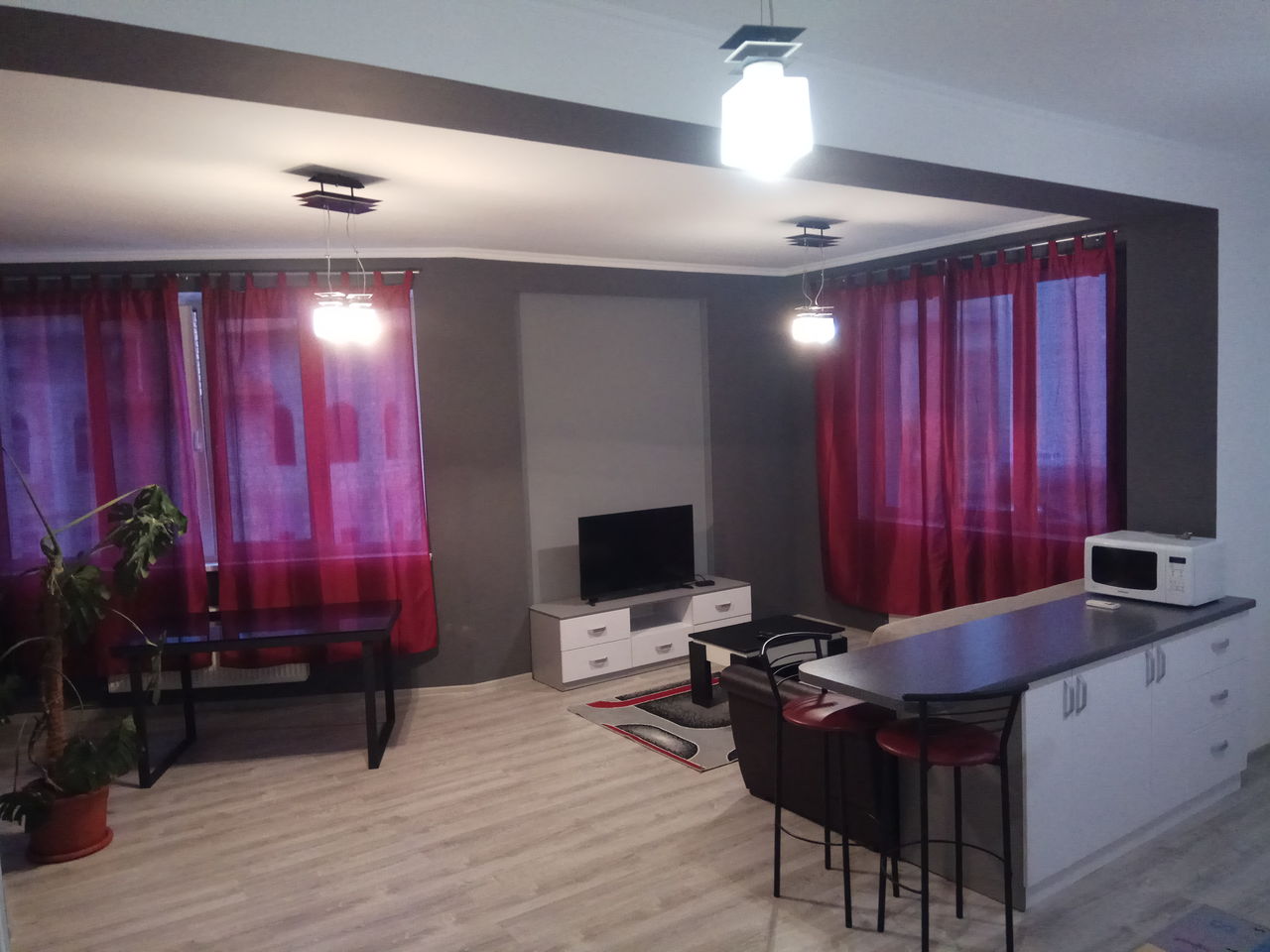 Сдается квартира в центре города.