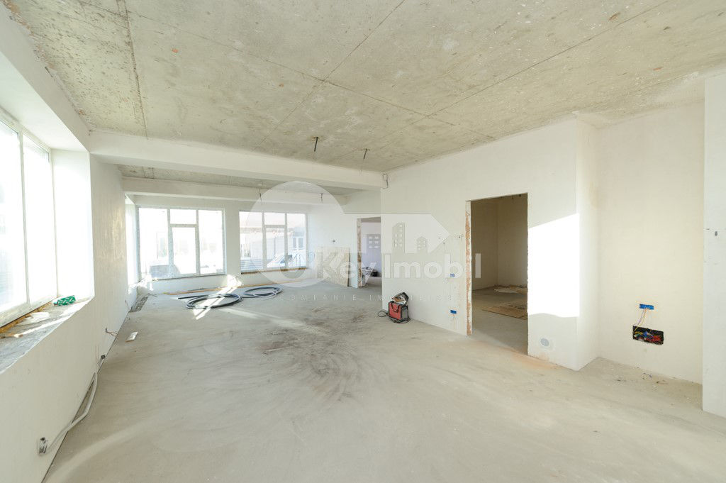 Duplex, 300 mp, versiune albă, 2 nivele + mansardă, Ciocana 249000 € ! foto 12