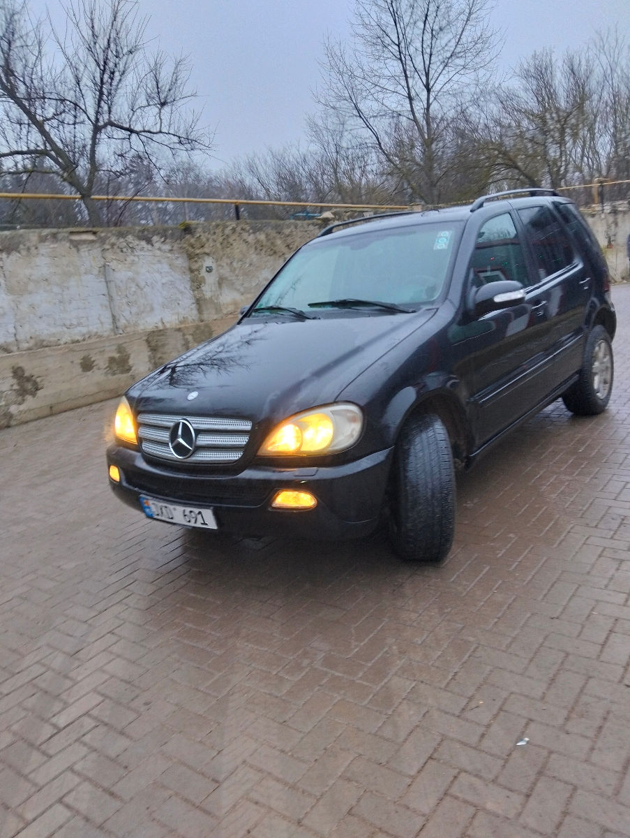 Mercedes M-Class фото 1