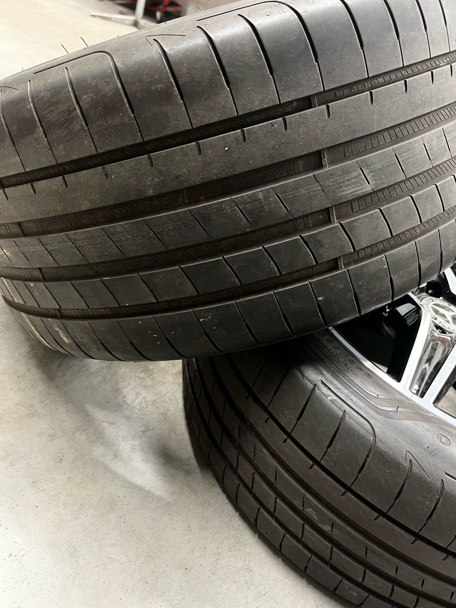 245/45r18 & 275/40r18 Mercedes AMG