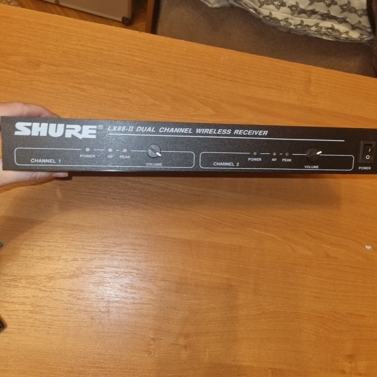 Радиосистема Shure sm 58 (2 микрофона, закос под оригинал) фото 2