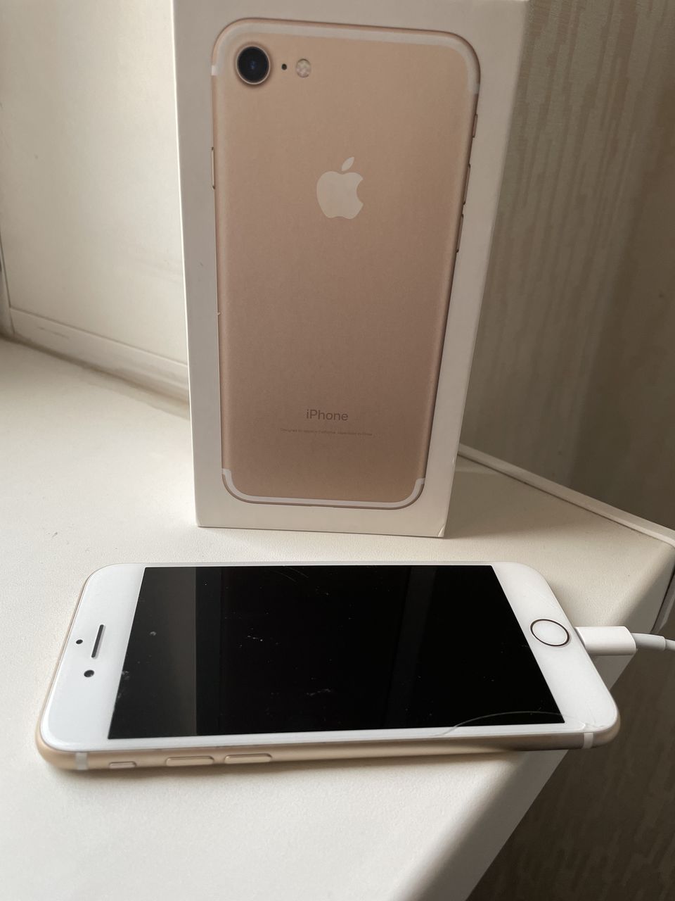 Продам айфон 7 за 110 евро
