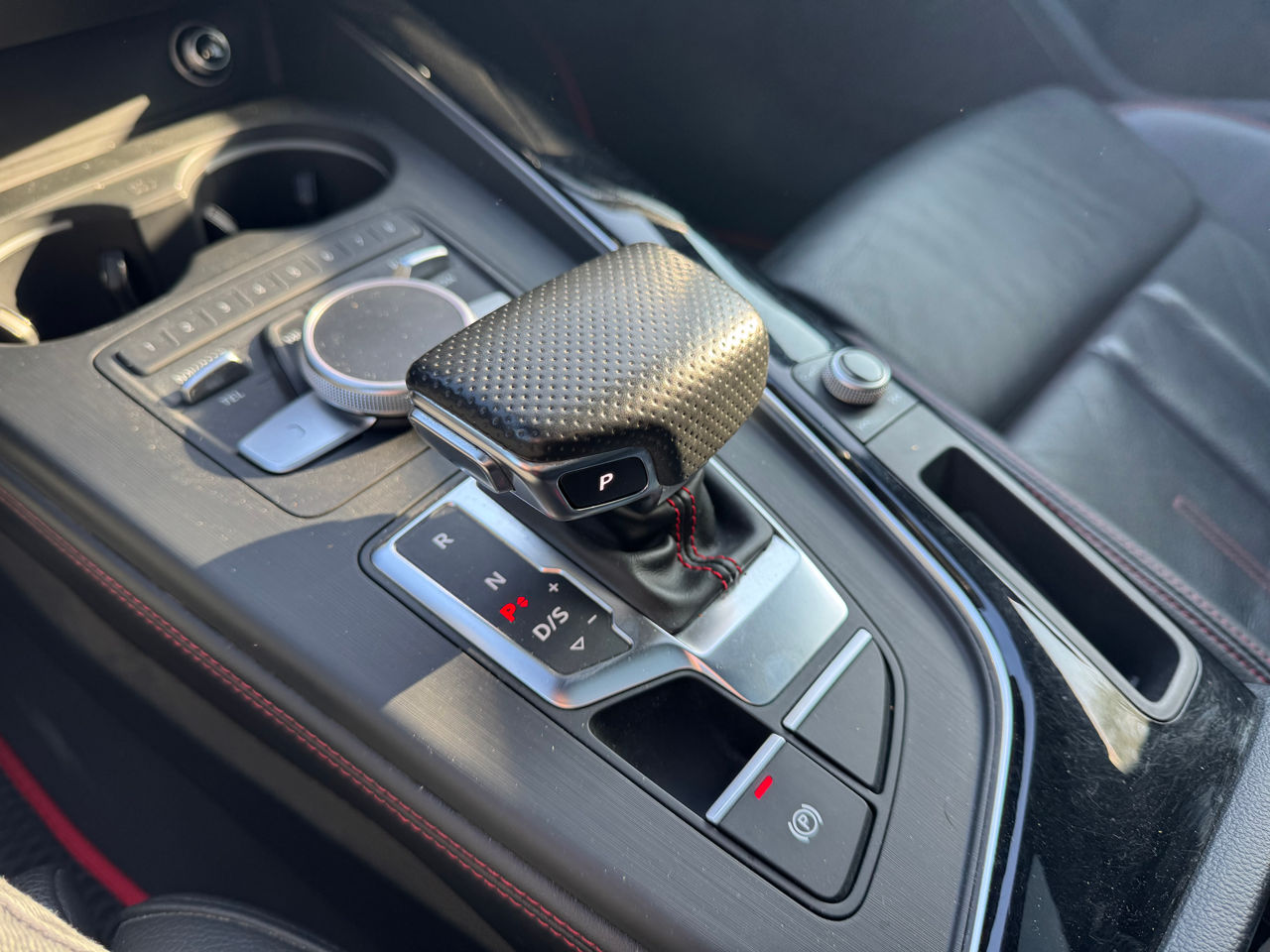Audi A4 foto 12