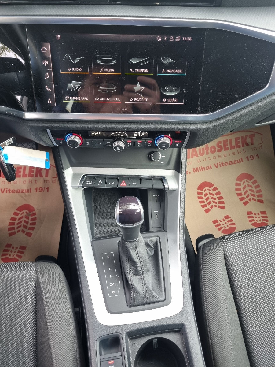 Audi Q3 2022 photo 13