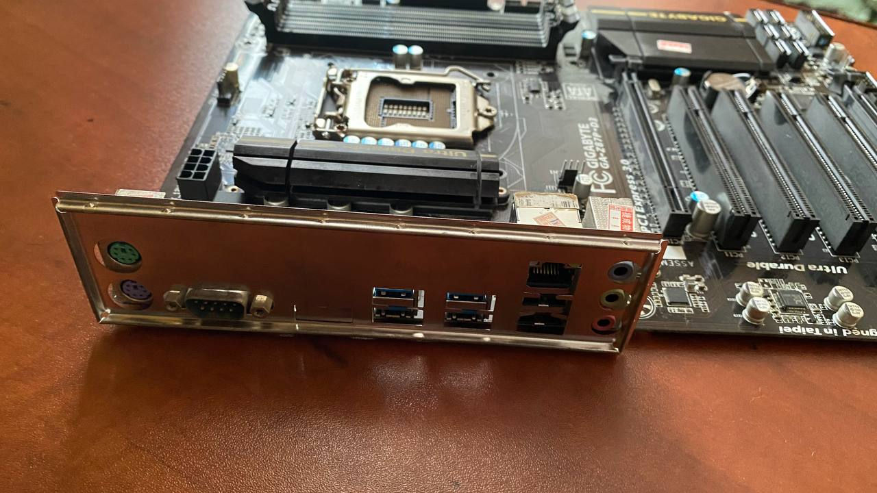 Gigabyte GA-Z87P-D3 фото 0