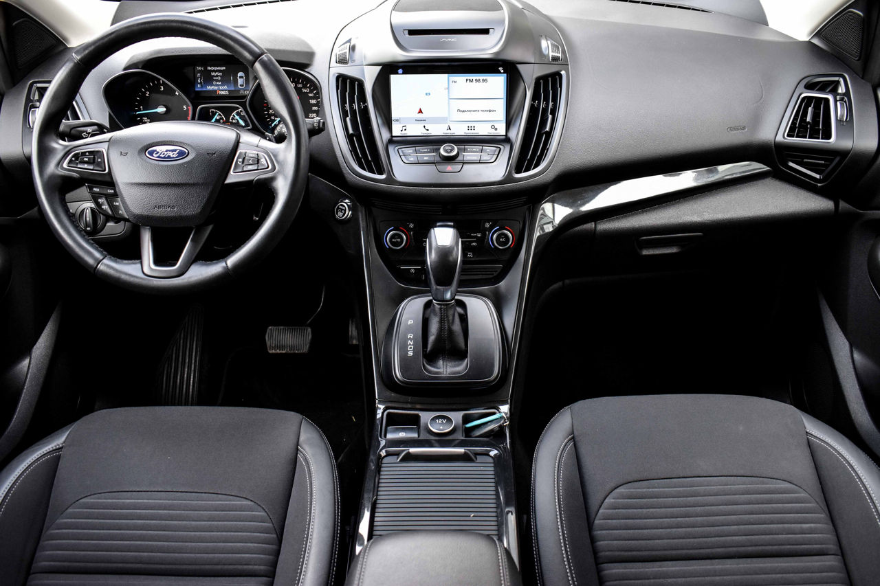 Ford Kuga foto 7