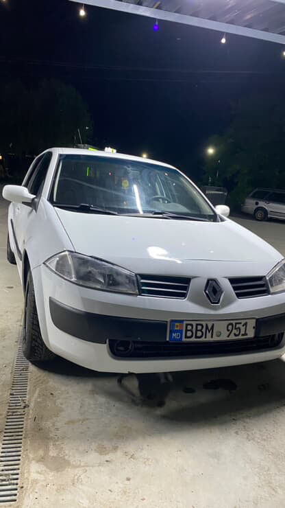 Renault Megane фото 0