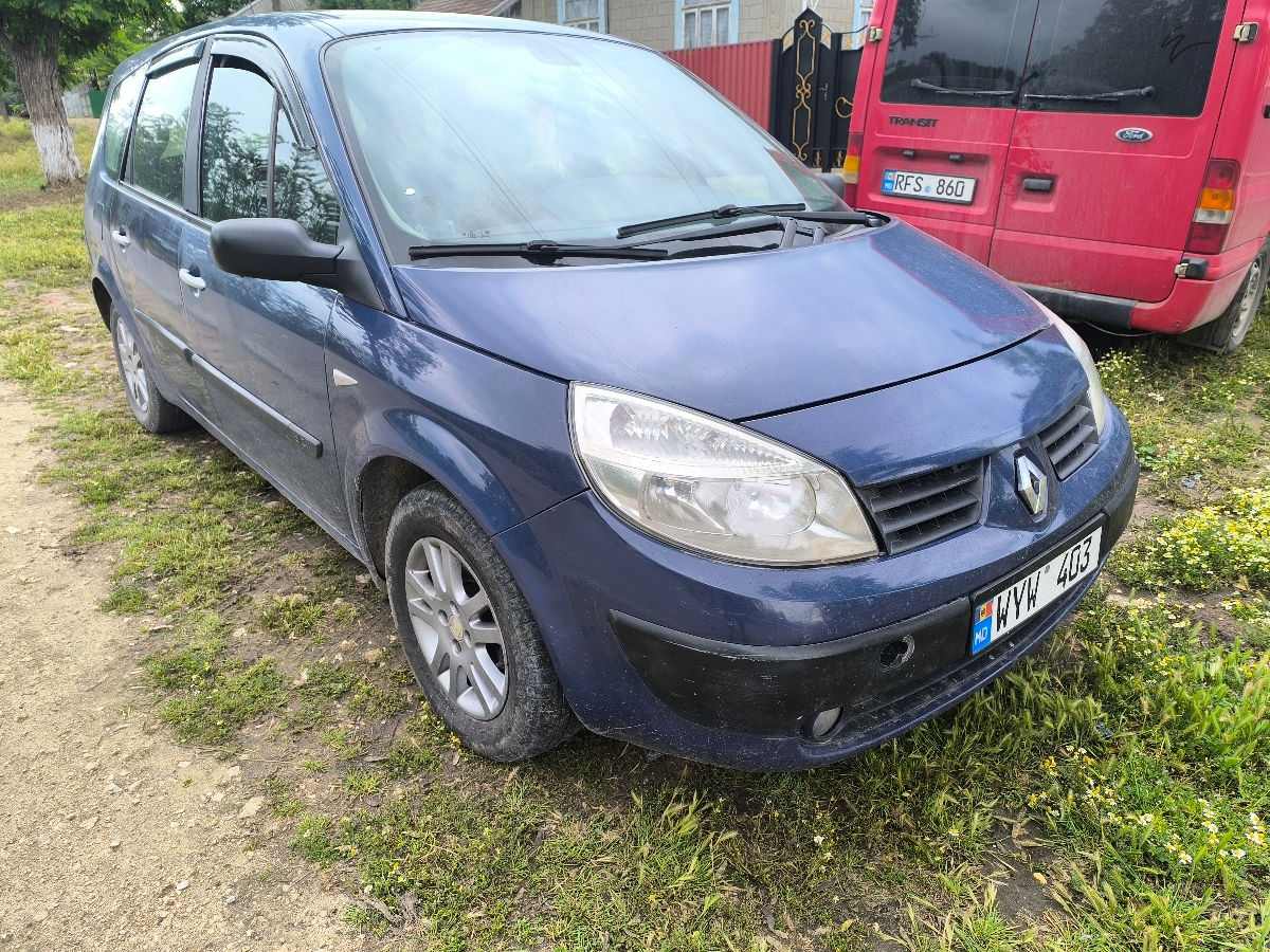 Renault Grand Scenic foto 1