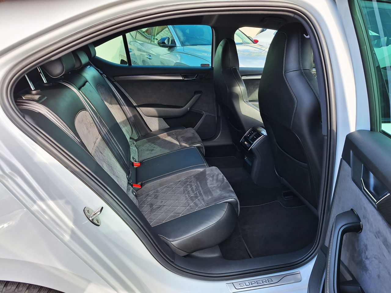 Skoda Superb foto 13