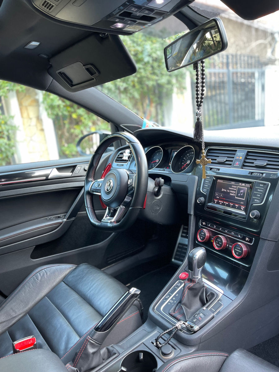 Volkswagen Golf foto 17